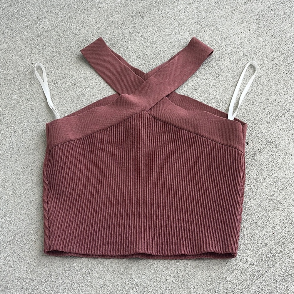 Aritzia Babaton Sculpt Knit Criss Cross Cropped Tank
